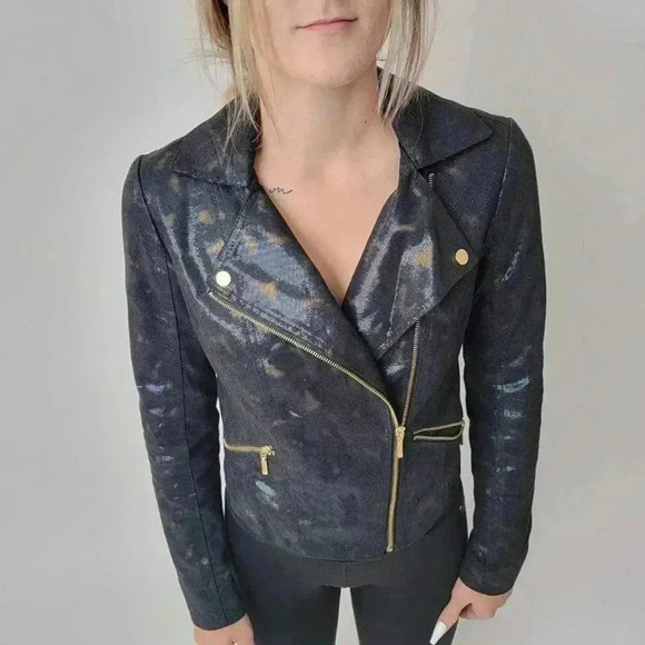 Rock & Republic Jackets & Blazers - Rock & Republic Metallic Snake Skin Vegan Leather Moto Jacket - S